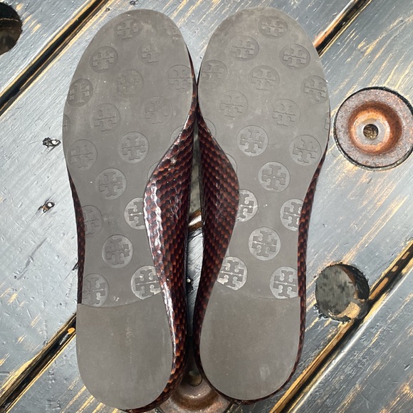 Tory Burch Reva Dark Brown Patent Leather Ballet Flats with “Snakeskin” Pattern - Picture 8 of 9